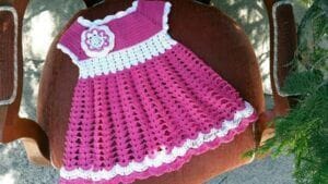 Vestido a crochet para niña
