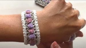 Brazalete pulsera de tulipanes a crochet